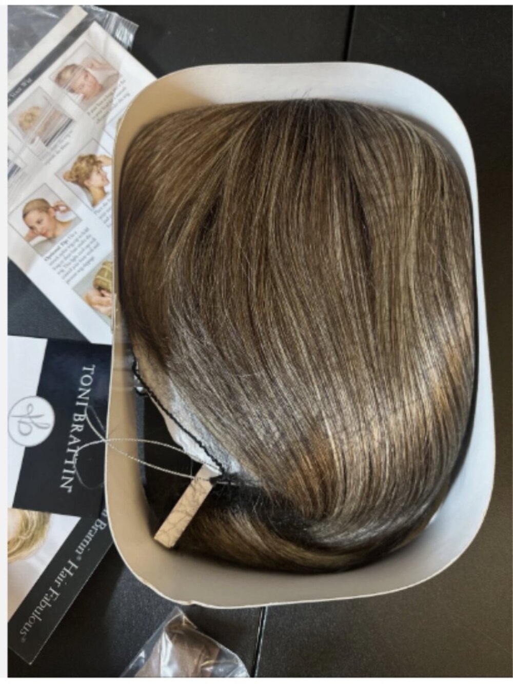 Toni Brattin Supreme Bob Mid-Length Cut Wig-Brown Blonde-NWT-A613849